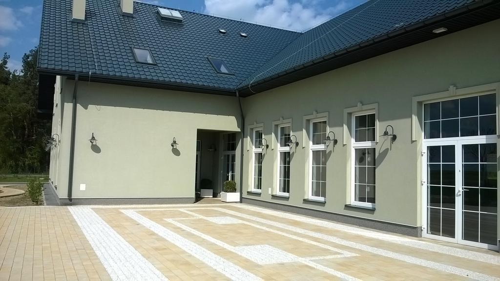 Praski Dom Bed and Breakfast Sienno Exterior foto